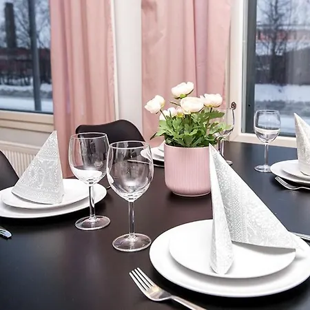 Kotimaailma The In *